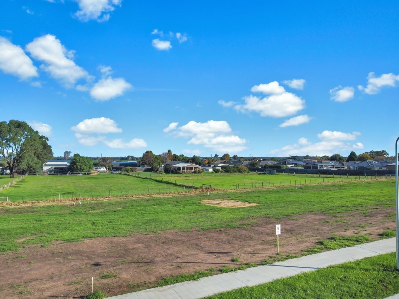 Lot 11/25 Clothier Crescent, East Bairnsdale VIC 3875