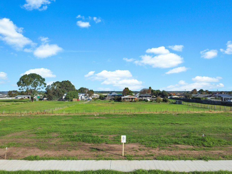 Lot 13/29 Clothier Crescent, East Bairnsdale VIC 3875
