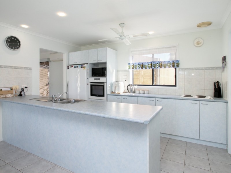 12 Bradley Court, Nicholson VIC 3882