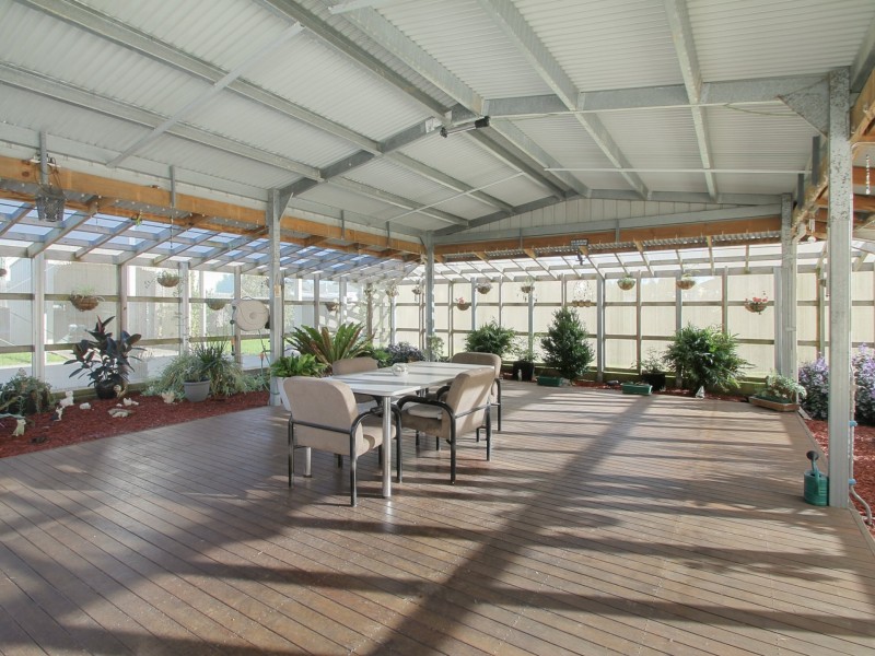 12 Bradley Court, Nicholson VIC 3882