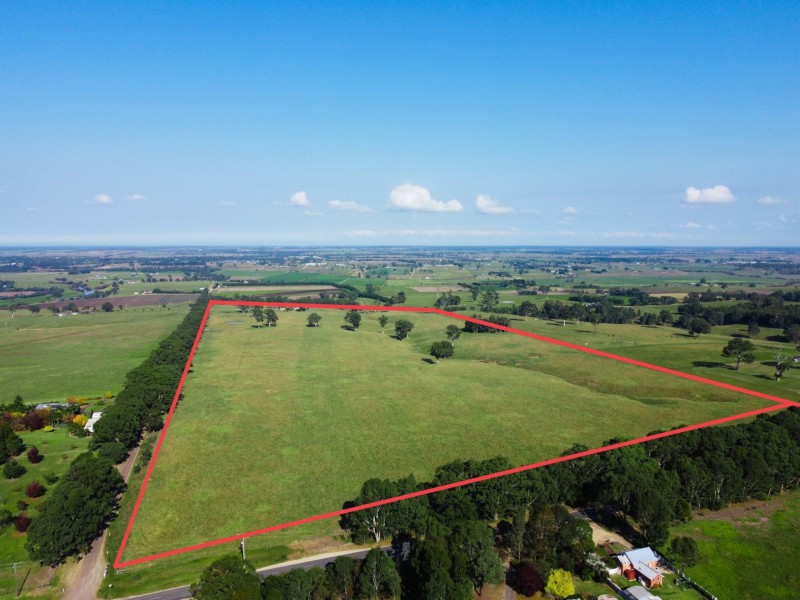 10 Dockertys Lane, Wy Yung VIC 3875