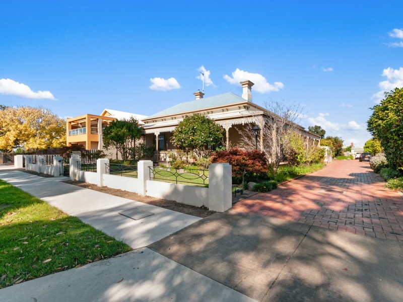 9 Pearson Street, Bairnsdale VIC 3875