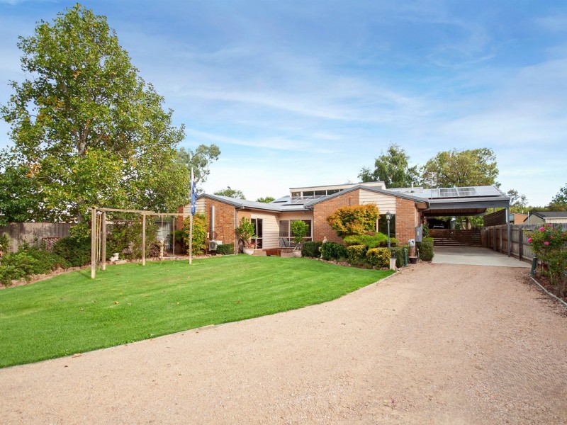 31 Pope Street, Bairnsdale VIC 3875