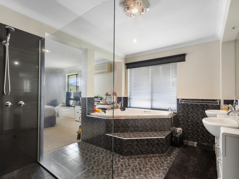 4 Federation Court, Eastwood VIC 3875