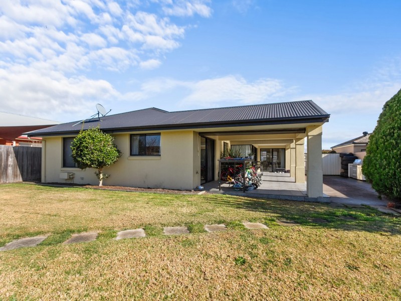 4 Federation Court, Eastwood VIC 3875