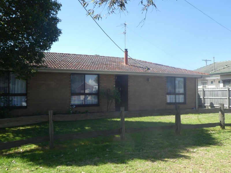 6 Swan Street, Bairnsdale VIC 3875
