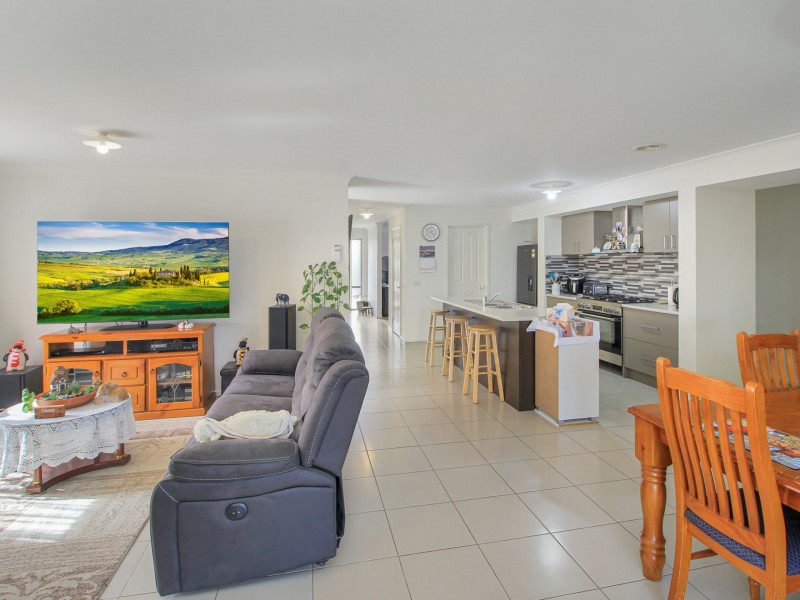 22 Phoebes Way, Eastwood VIC 3875