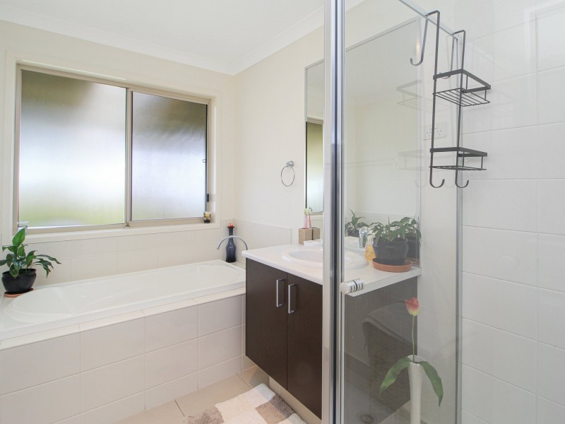 22 Phoebes Way, Eastwood VIC 3875