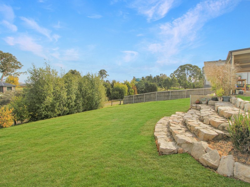 22 Phoebes Way, Eastwood VIC 3875