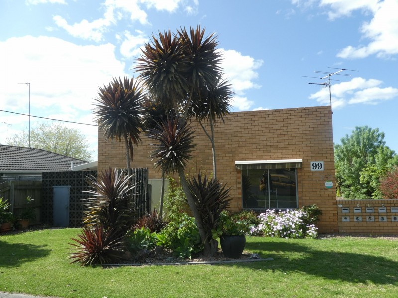 Unit 1/99 Day Street, Bairnsdale VIC 3875