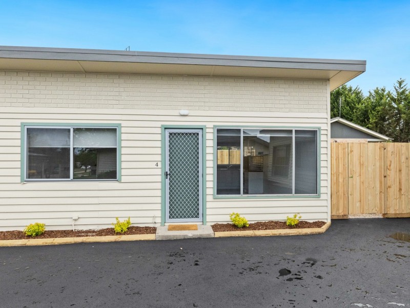 Unit 3 & 4/4 Grosvenor Court, Bairnsdale VIC 3875