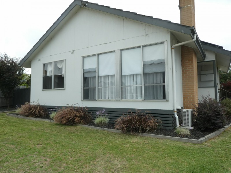 2 James Court, Bairnsdale VIC 3875