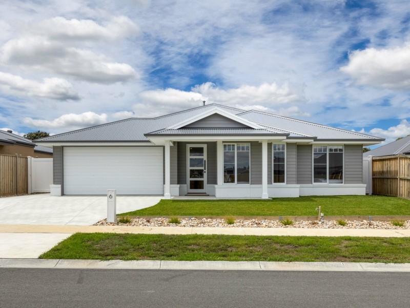 6 Rainbow Road, Bairnsdale VIC 3875