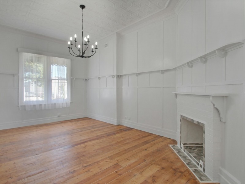 8 Francis Street, Bairnsdale VIC 3875