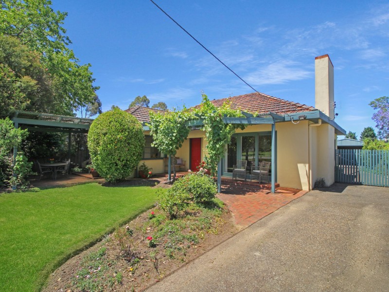 41 Williams Parade, Bairnsdale VIC 3875