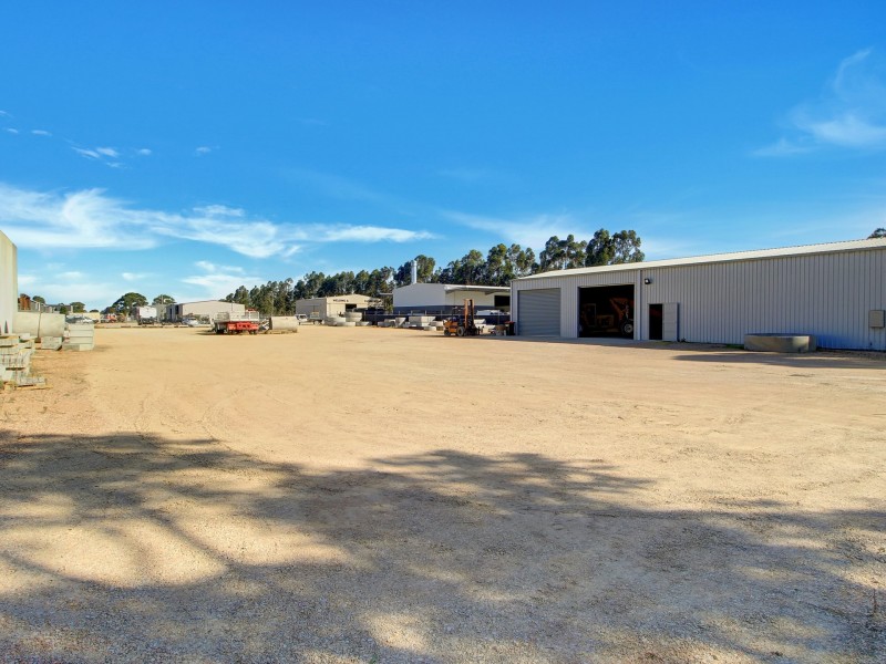 143 Bosworth Road, Bairnsdale VIC 3875