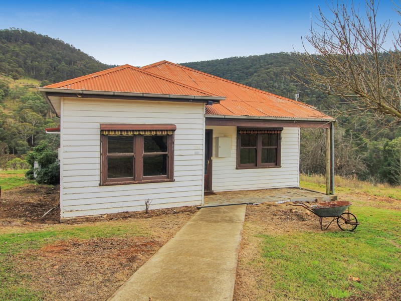 284 Day Avenue, Omeo VIC 3898