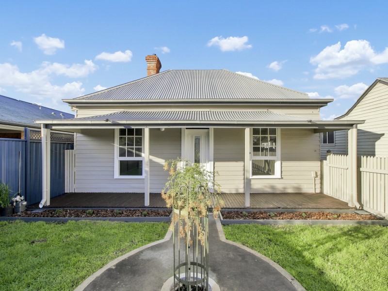41 Pinnock Street, Bairnsdale VIC 3875