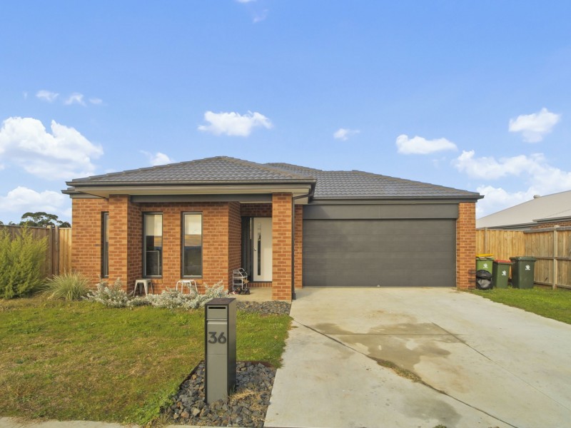36 Grassbird Street, Bairnsdale VIC 3875