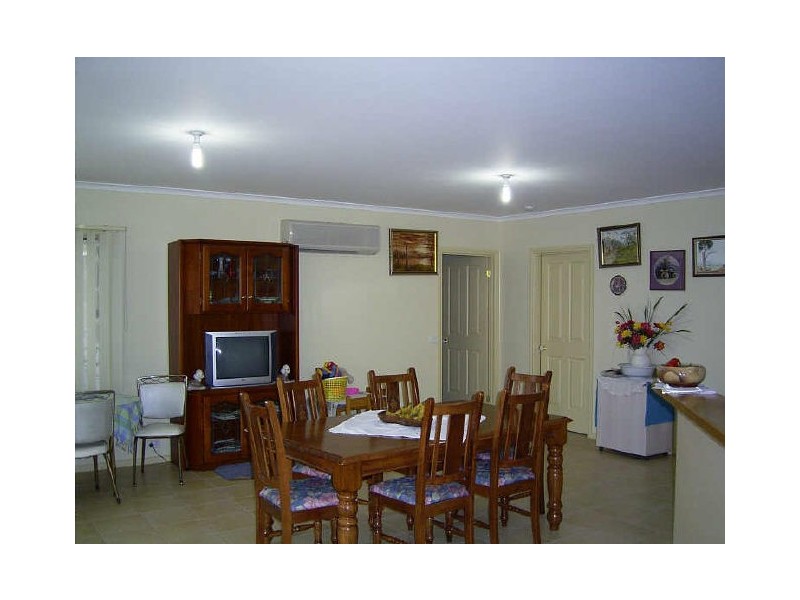 Bairnsdale VIC 3875