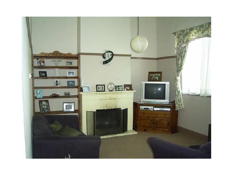 37 Macleod Street, Bairnsdale VIC 3875