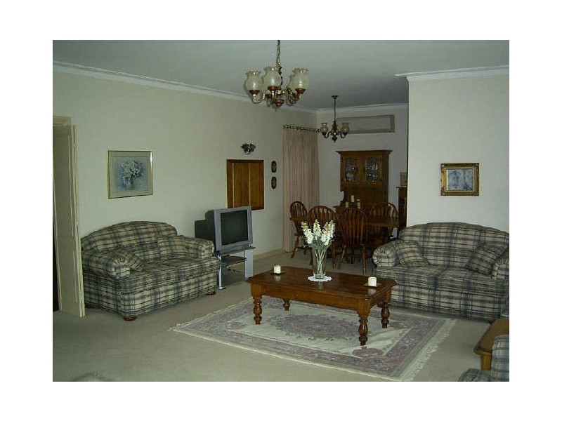 Bairnsdale VIC 3875