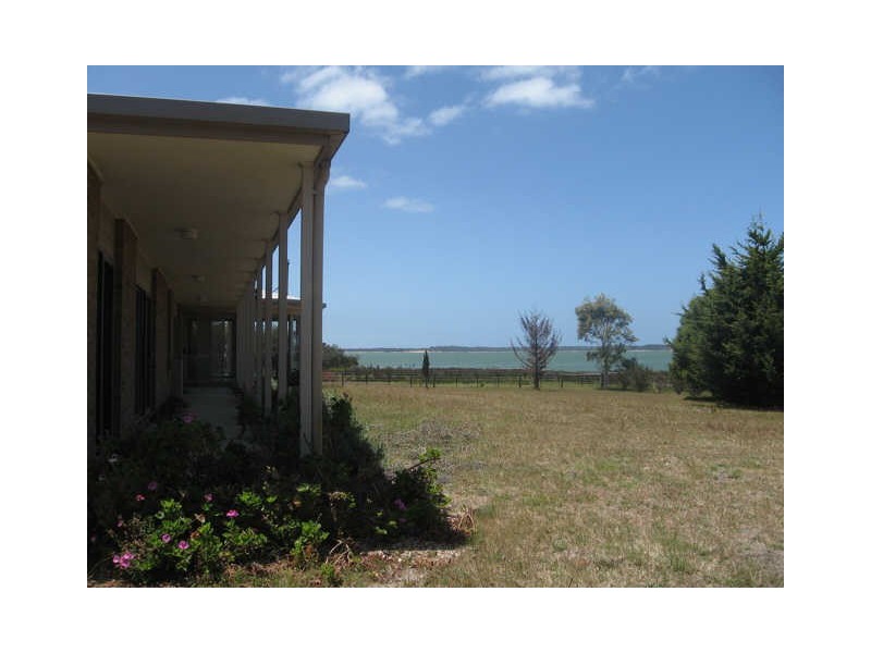 135 Waddy Point Road, Bairnsdale VIC 3875