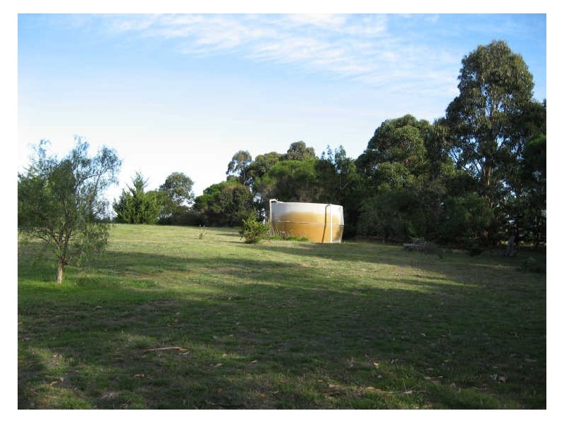 135 Waddy Point Road, Bairnsdale VIC 3875