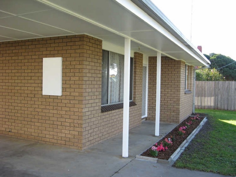 2/134 Mckean Street, Bairnsdale VIC 3875