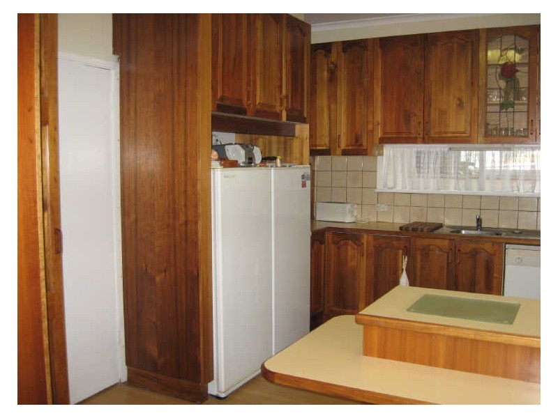 20 Magnolia Drive, Bairnsdale VIC 3875