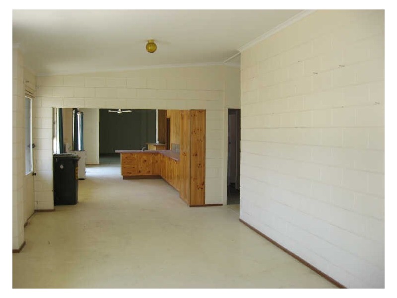 621 Princes Highway, Bairnsdale VIC 3875