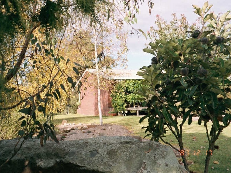 76 Eleven Mile Road, Bairnsdale VIC 3875