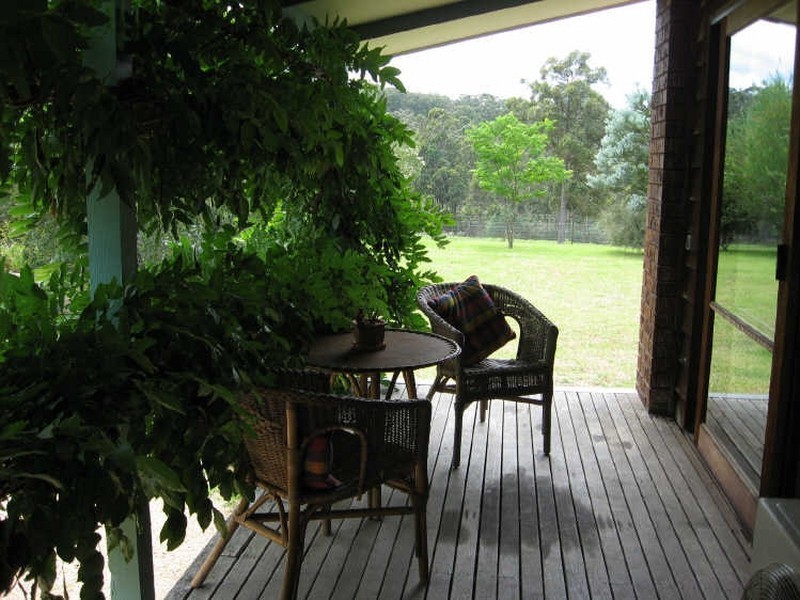 76 Eleven Mile Road, Bairnsdale VIC 3875