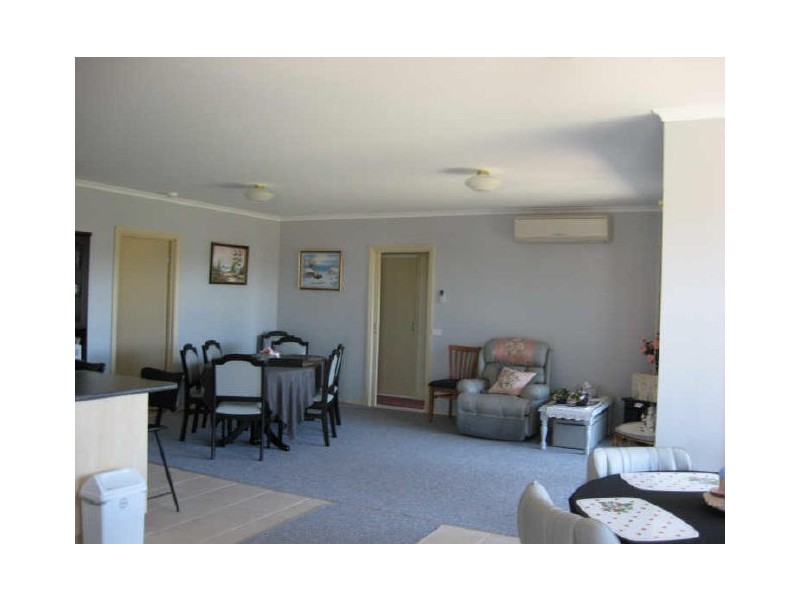 Bairnsdale VIC 3875