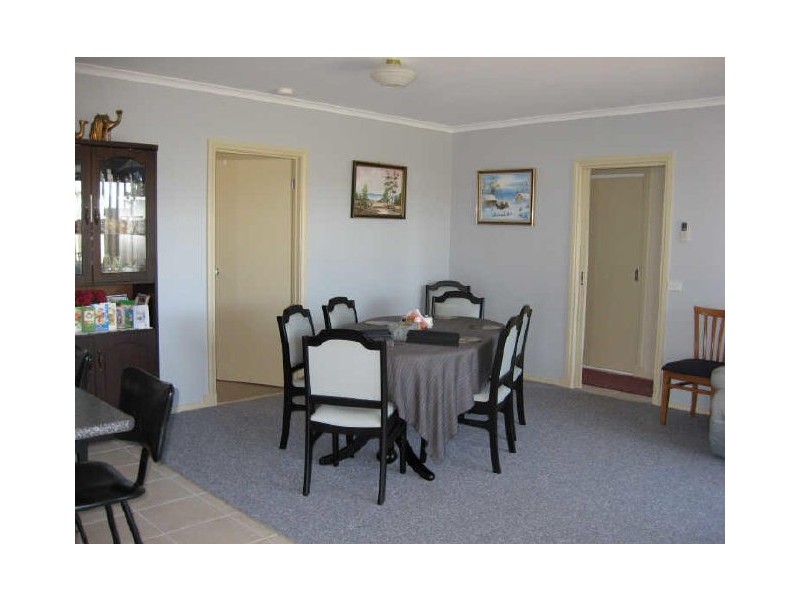 Bairnsdale VIC 3875