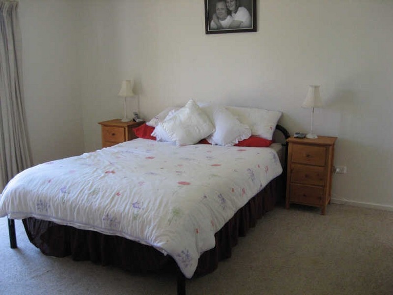 Bairnsdale VIC 3875