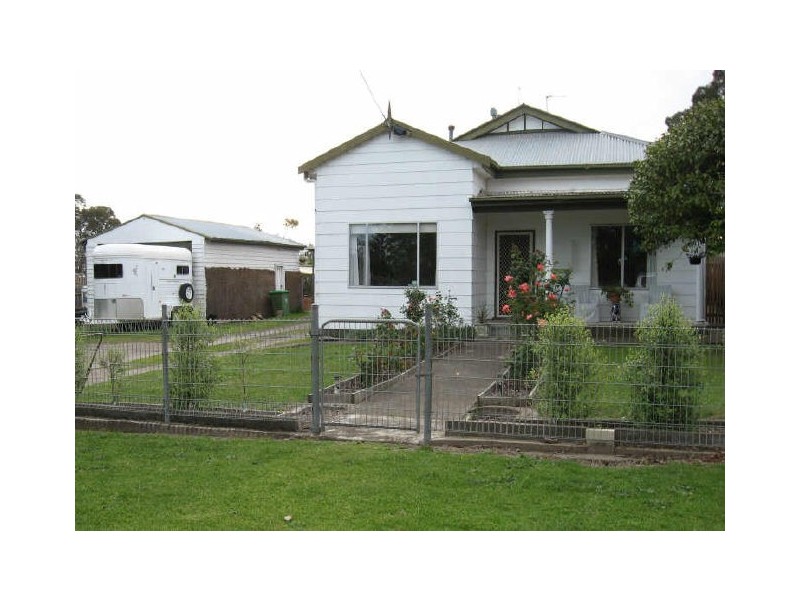48 McEacharn Street, Bairnsdale VIC 3875