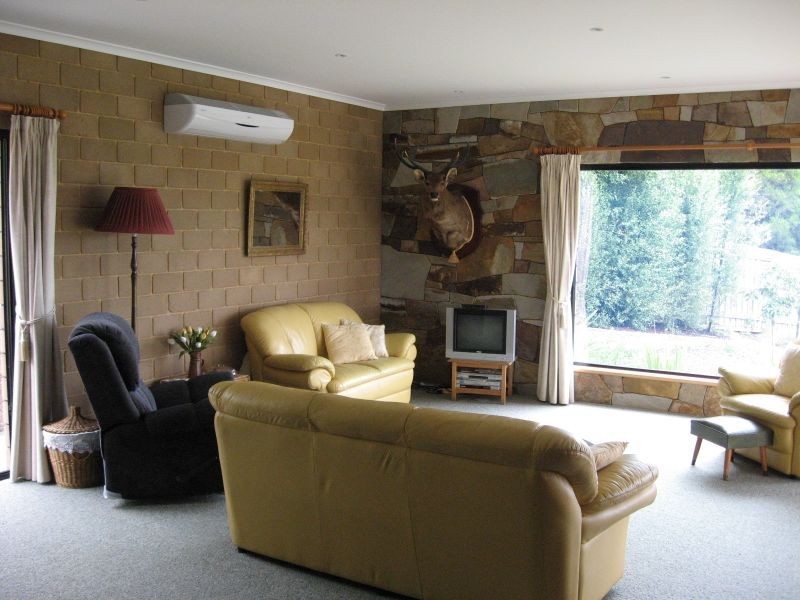 12 Clifton Close, Wy Yung VIC 3875