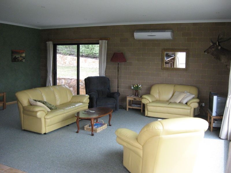 12 Clifton Close, Wy Yung VIC 3875