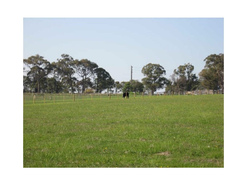 Bairnsdale VIC 3875