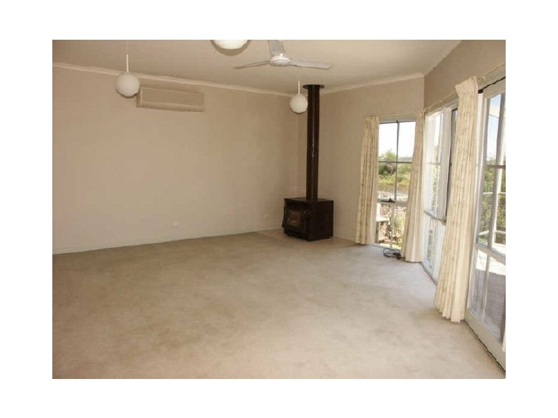 Bairnsdale VIC 3875