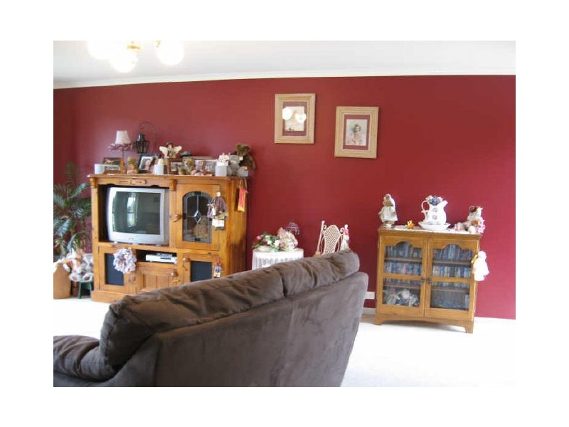 24 Bluff Court, Bairnsdale VIC 3875