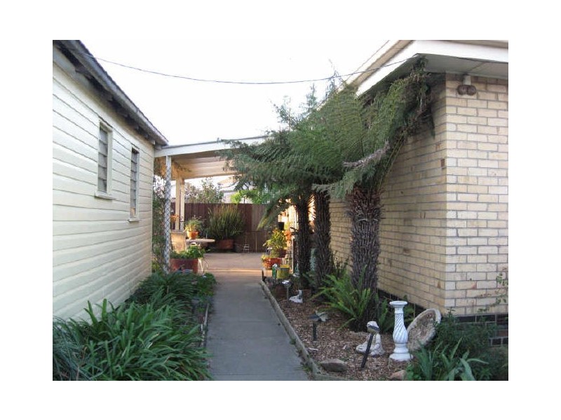 45 Hadfield Street, Bairnsdale VIC 3875