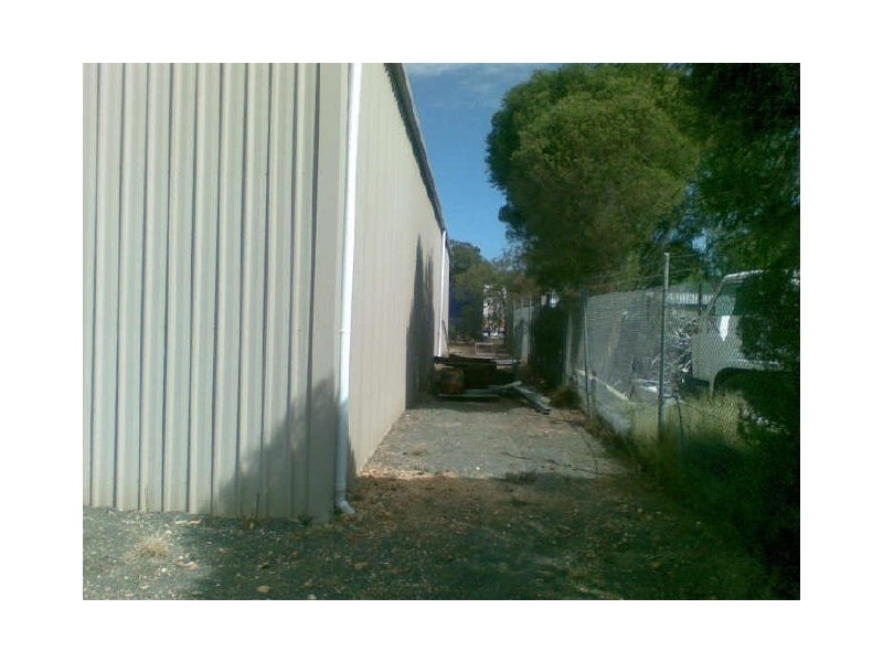 11 Lawless, Bairnsdale VIC 3875