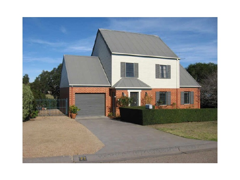 21 Harnham Drive, Bairnsdale VIC 3875