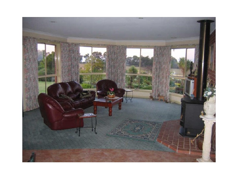 345A Omeo Highway, Bairnsdale VIC 3875