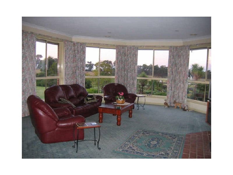 345A Omeo Highway, Bairnsdale VIC 3875