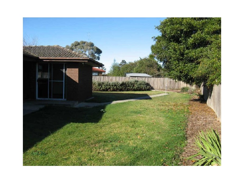 10 Allison Court, Bairnsdale VIC 3875