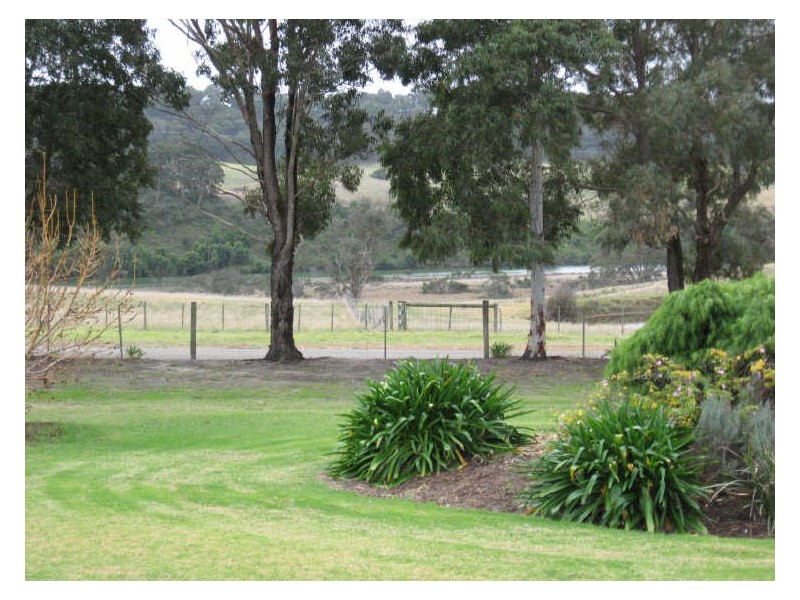 61 The Riverside, Nicholson VIC 3882