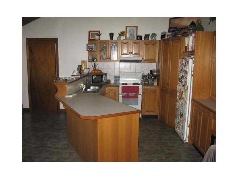 20 Alexander Parade, Bairnsdale VIC 3875